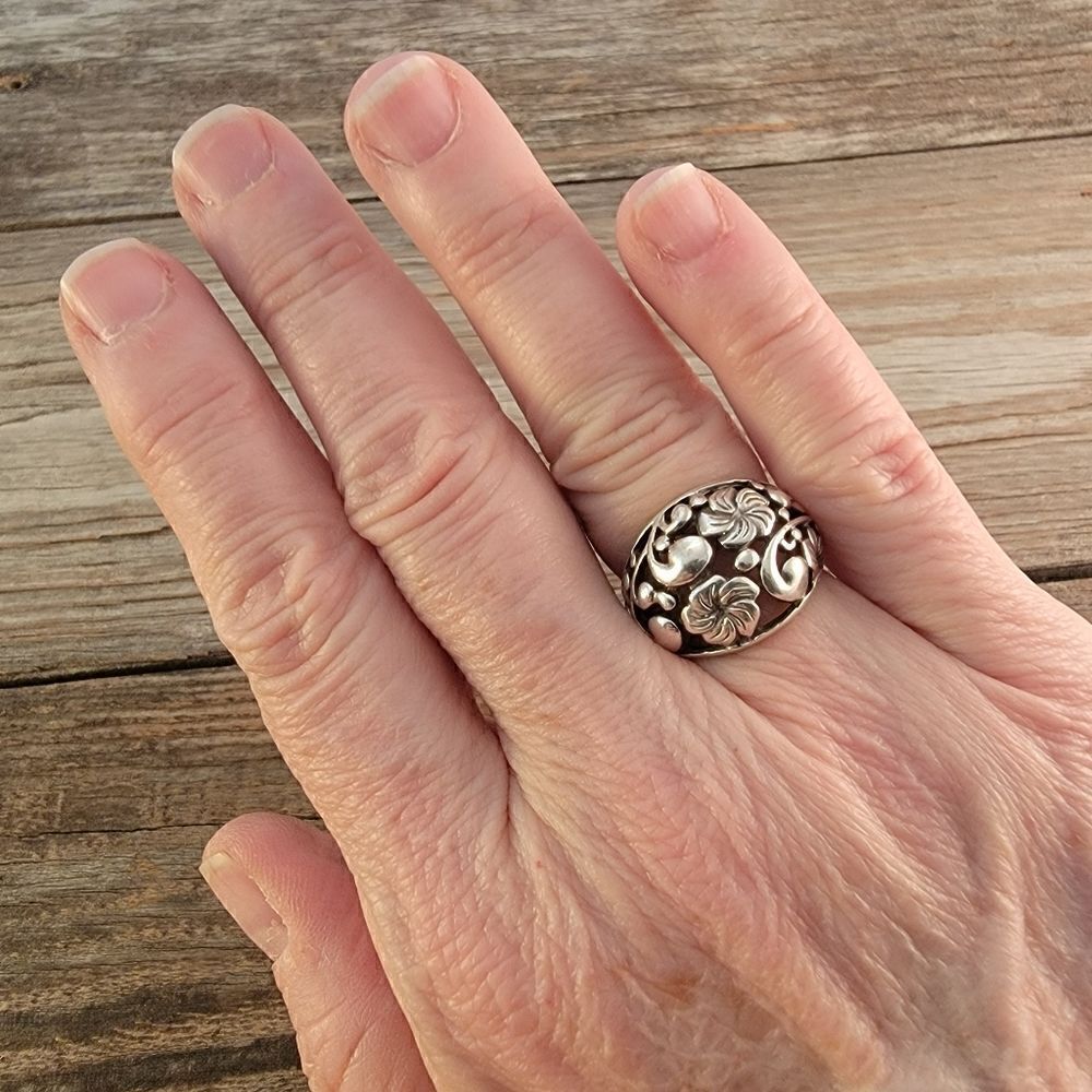 Sterling Open Flourish Flower Openwork Ring - Picture 7 of 9
